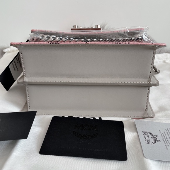 MCM Shoulder Patricia Visetos Soft Pink Coated Canvas Cross Body Bag - Picture 8 of 14